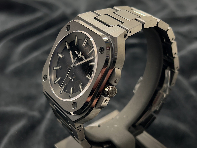 画像 ステルス美学を取り入れたモデル??BR-05 Skeleton Ceramic~ベル&ロス~ - Bell&Ross