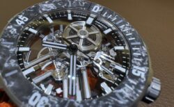 目指せ！！世界最軽量のダイバーズウォッチ！！わずか、、、５２グラムに隠された真実とは！？【ダイバーズエアー】