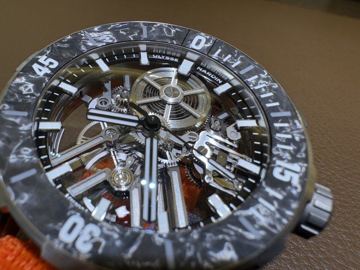 画像 目指せ!!世界最軽量のダイバーズウォッチ!!わずか、、、52グラムに隠された真実とは!?【ダイバーズエアー】 - ULYSSE NARDIN