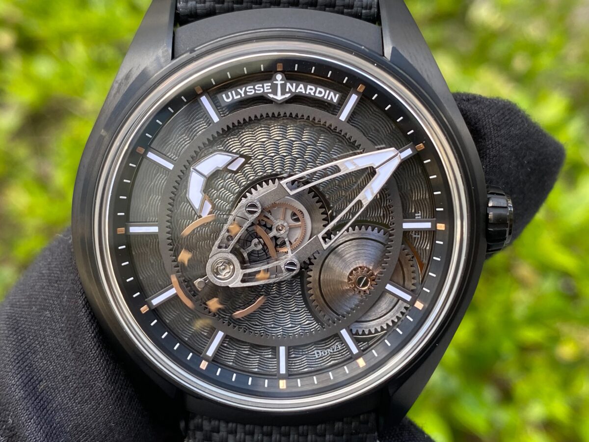 画像 【ユリス・ナルダン】革新性と伝統と兼ね備えたモデル「フリークX グレーエナメル」 - ULYSSE NARDIN