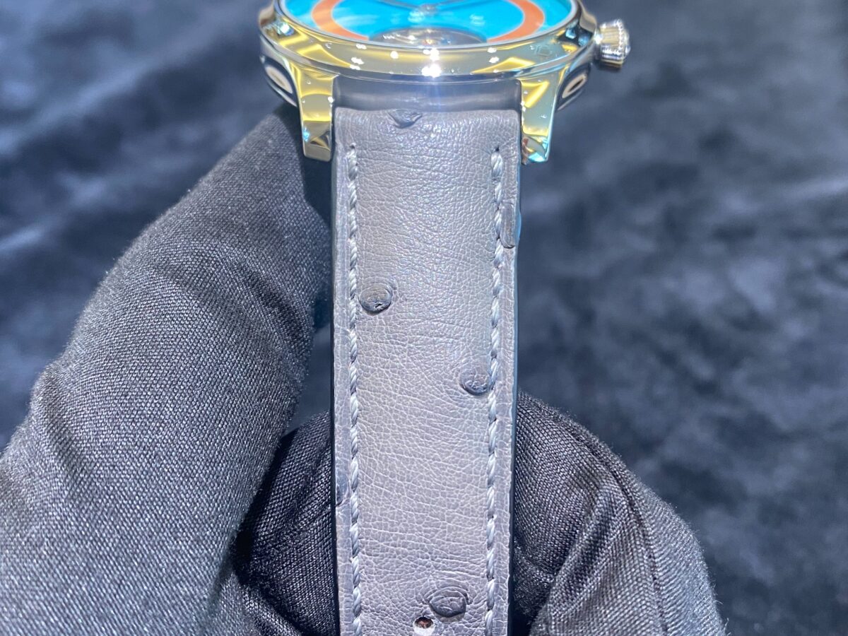 【H.モーザー】POPで熱い商品入荷！世界限定8本！？「エンデバー・トゥールビヨン　コンセプト　ポップ」（1805-1201） - H.Moser＆Cie. 