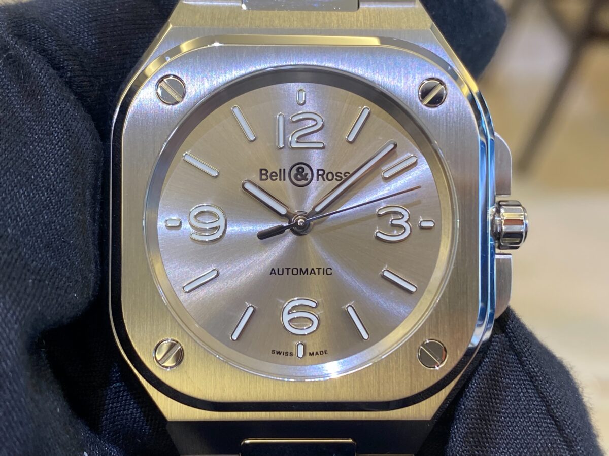 【ベル&ロス】カジュアルにもドレスにも使える万能時計「BR-05 36mm」を実機レビュー！ - Bell＆Ross 