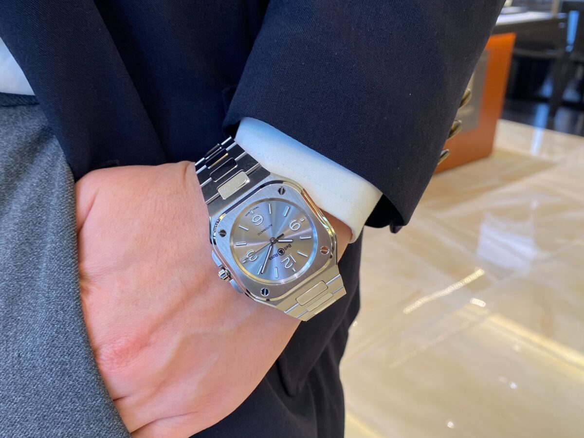 【ベル&ロス】カジュアルにもドレスにも使える万能時計「BR-05 36mm」を実機レビュー！ - Bell＆Ross 