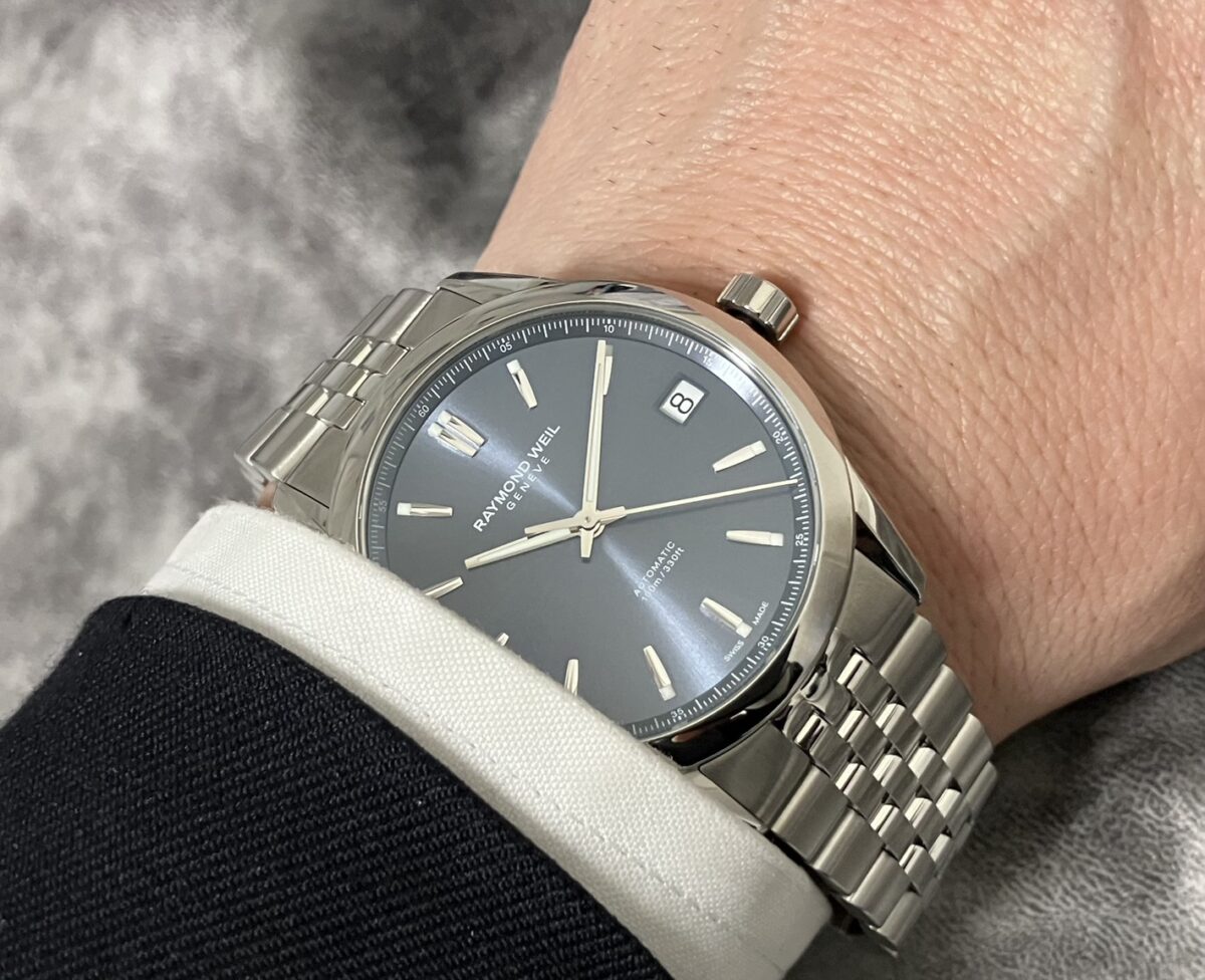 主張しすぎない美学。「レイモンド・ウェイル　フリーランサー  デイト 」 - RAYMOND WEIL 