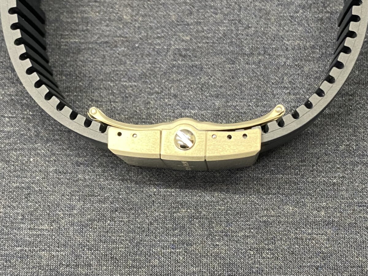 【ユリス・ナルダン】入荷速報！レザーだけでなく、ラバーも似合う「マリーン・トルピユール」 - ULYSSE NARDIN 