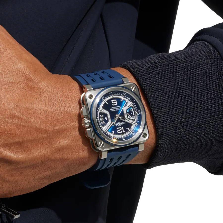 【ベル&ロス】多層構造を用いた現代的なラグジュアリーウォッチ「BR-X３ BLUE STEEL」実機レビュー - Bell＆Ross 