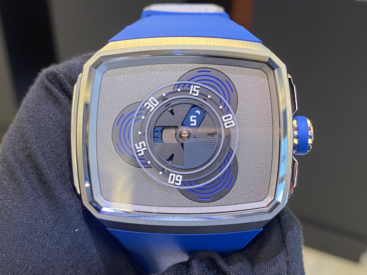 画像 【オートランス】入荷速報!世界限定28本 時刻を読み取る新たな手法「ヴァガボンド シリーズ4」(AB30-ST00) - Hautlence