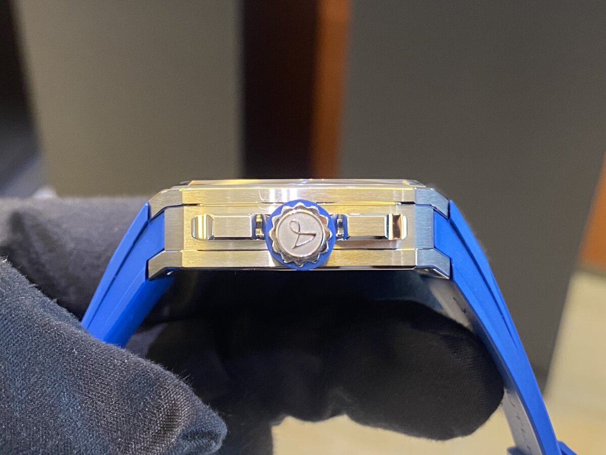 画像 【オートランス】入荷速報!世界限定28本 時刻を読み取る新たな手法「ヴァガボンド シリーズ4」(AB30-ST00) - Hautlence