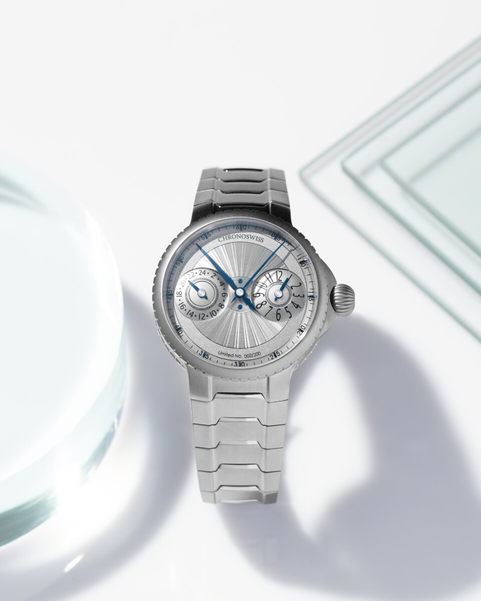 【クロノスイス】新作！モダンメカニカルを象徴する時計「パルス GMT シルバー ギョーシェ」「パルス GMT エナメル スカイゴールド」 - CHRONOSWISS 