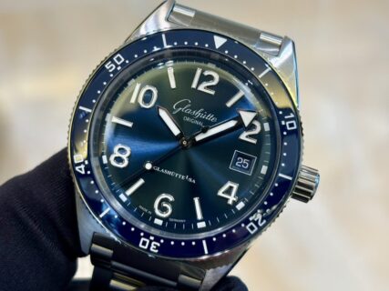 【今こそ選ぶべき1本】40mm未満×薄型ダイバーズの最適解 ― Glashütte Original「SeaQ」～oomiya心斎橋店