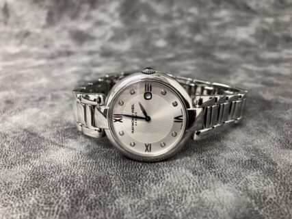 上品さと実用性を兼ね備えたレディースウォッチ。【レイモンドウェイル　シャイン】