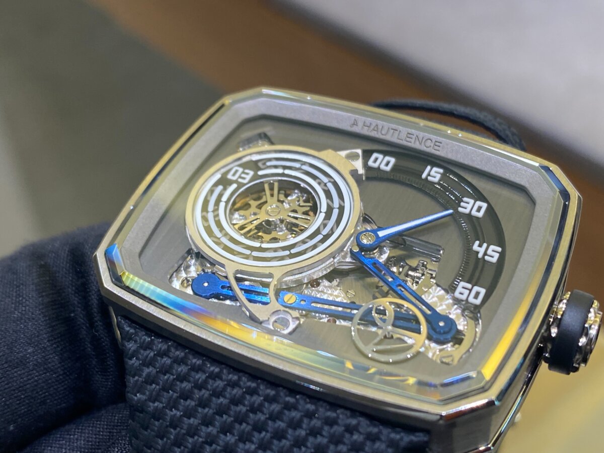 【オートランス】入荷速報！世界限定20本　20周年記念モデル「THE HLXX」（CA20-TI00） - Hautlence 