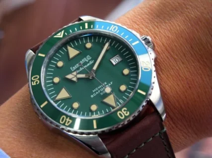 【エベラール】1959年のDNAを受け継ぐ、本格ダイバーズ｢スカフォグラフ 300 MCMLIX｣