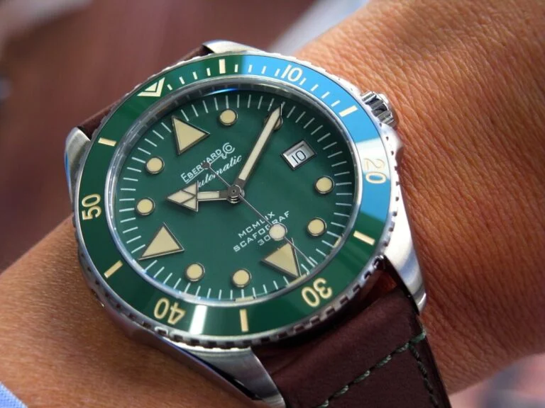 【エベラール】1959年のDNAを受け継ぐ、本格ダイバーズ｢スカフォグラフ 300 MCMLIX｣ - EBERHARD 