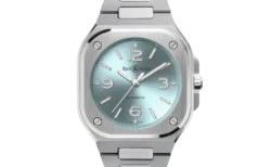 腕元を爽やかに彩る36mmモデル。｢BR-05 36mm ICE BLUE STEEL｣の魅力とは？(BR05A-S-BU-ST/SST)