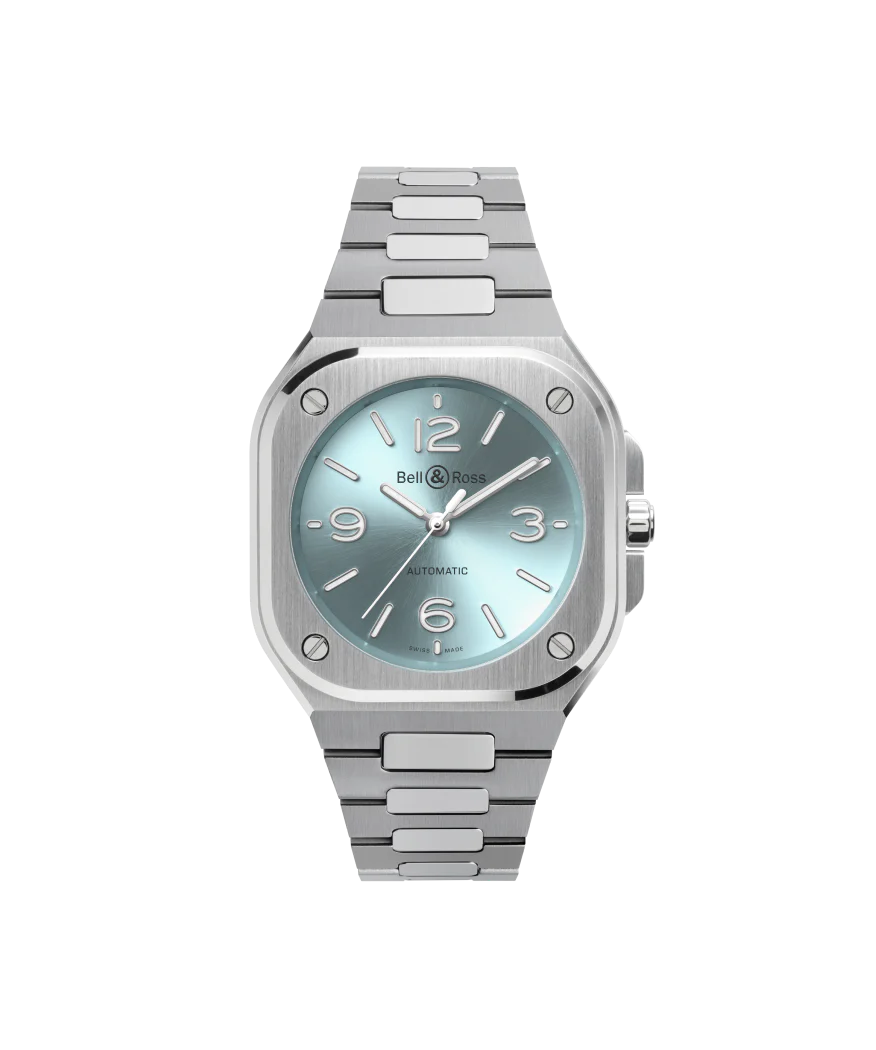 腕元を爽やかに彩る36mmモデル。｢BR-05 36mm ICE BLUE STEEL｣の魅力とは？(BR05A-S-BU-ST/SST) - Bell＆Ross 
