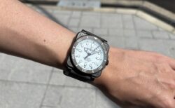 【Bell&Ross】夏の腕元を彩る、淡いブルーの輝き！BR-03 DIVER FULL LUM CERAMIC (BR03A-D-LM-CE/SRB)