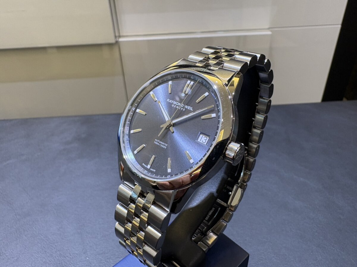 画像 【レイモンドウェイル】エレガンスと実用性を兼ね備えたフリーランサー 40mm ブルーダイヤル(2741-ST-50001) - RAYMOND WEIL
