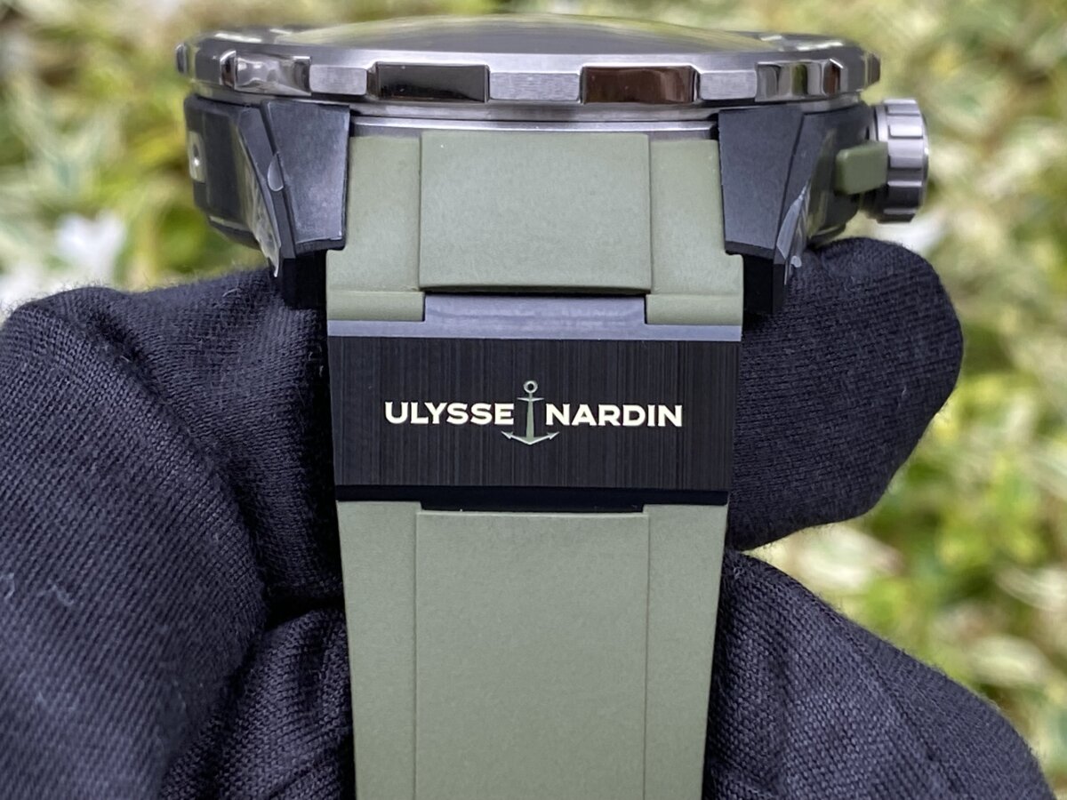 【ユリス・ナルダン】カーキ×ブラックが渋い！「ダイバー ネット OPS」 実機レビュー - ULYSSE NARDIN 