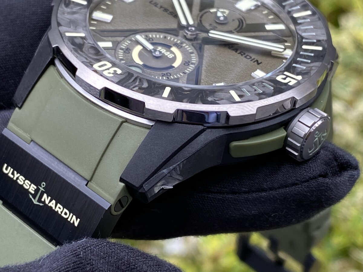【ユリス・ナルダン】カーキ×ブラックが渋い！「ダイバー ネット OPS」 実機レビュー - ULYSSE NARDIN 