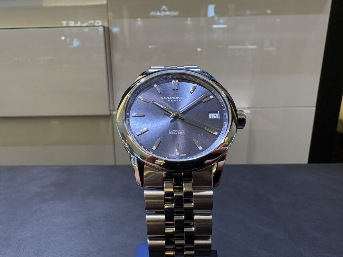 画像 【レイモンドウェイル】エレガンスと実用性を兼ね備えたフリーランサー 40mm ブルーダイヤル(2741-ST-50001) - RAYMOND WEIL