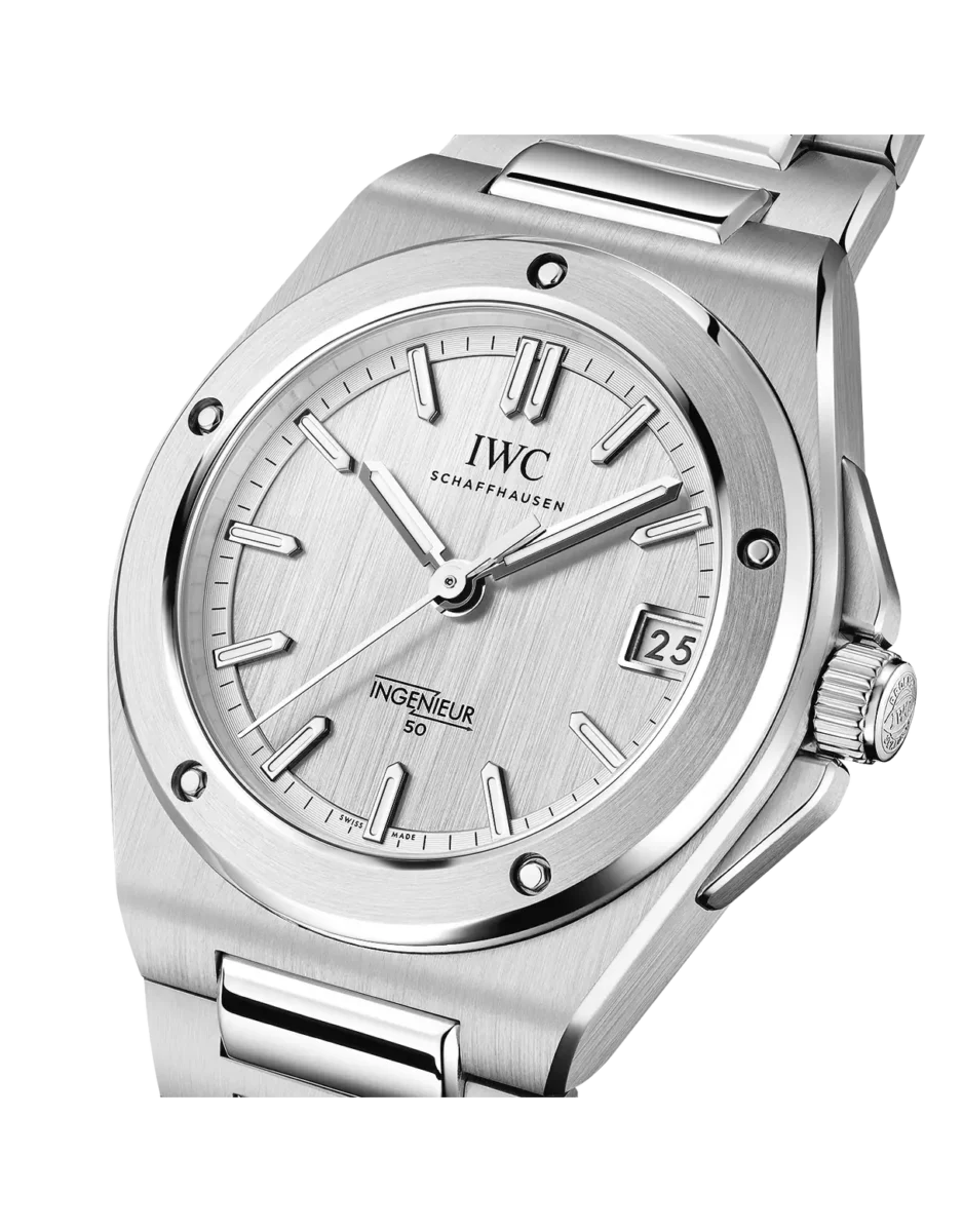 【IWC】待望の35mmモデルが入荷！50周年を彩る「インヂュニア・オートマティック 35」 - IWC 