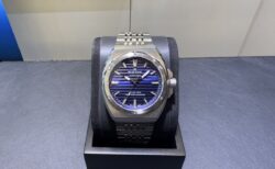 【EDOX】腕もとに映える美しいブルー。デルフィンオリジナル1973オートマティック(80142-3M-BUIN）