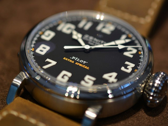 今日のゼニスは、パイロット 48mm VS 45mm - ZENITH（取扱い終了） 