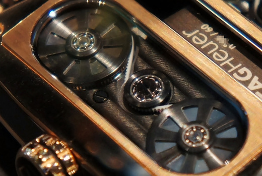 TAG HEUER　モナコV4ローズゴールド＆セラミック（世界限定60本） - お知らせ 