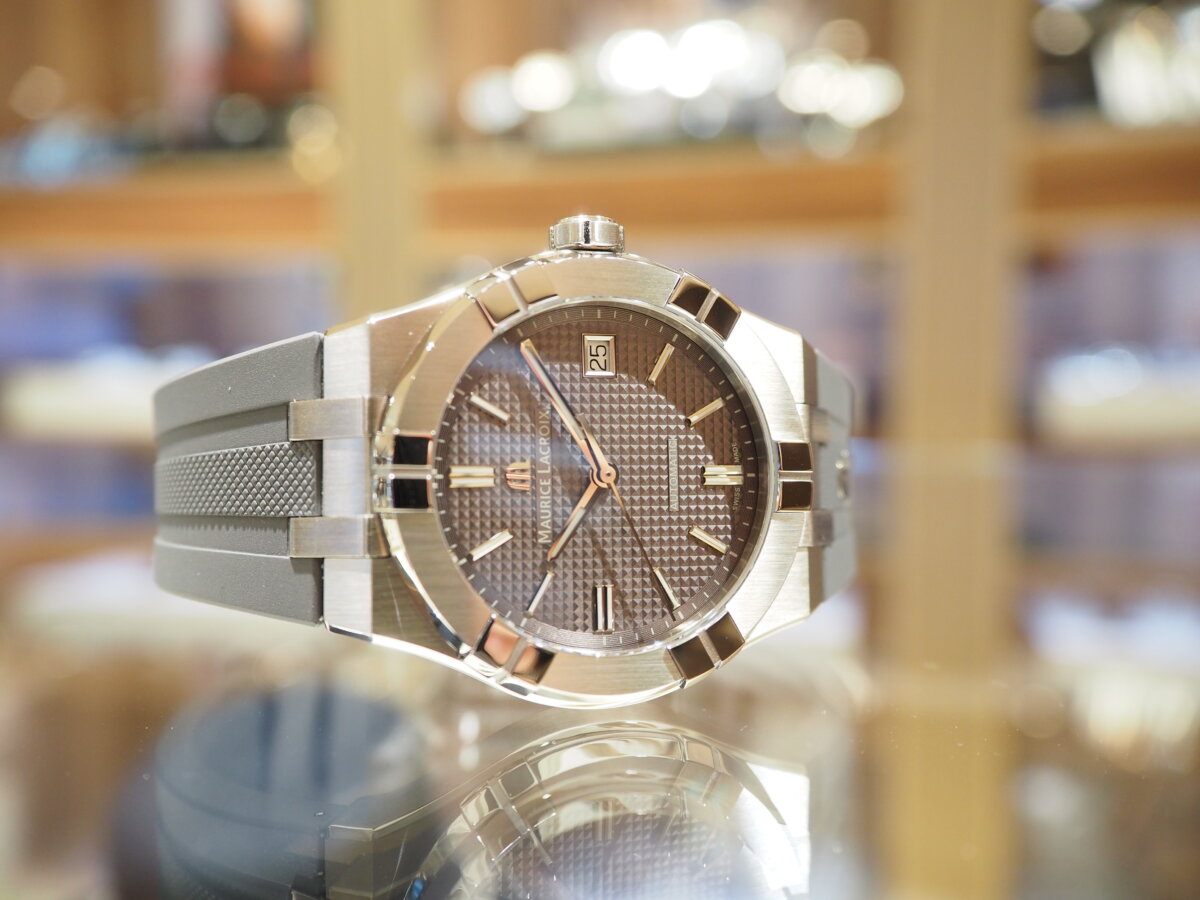 どんなシーンにもマッチする！モーリス・ラクロア「アイコン