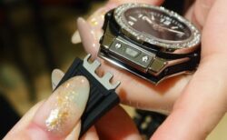 ベルトがこんなにも簡単に？？世の女性に捧ぐ？圧倒的な存在感を放つ魅惑のレディースウォッチ ウブロ「ビッグ・バン ワンクリック スチール ダイヤモンド」