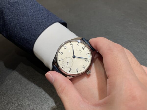 IWC - IWC 815 オーバル デイト ブルー 自動巻き時計の通販 by