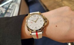 【パネライ入荷速報！！】レディースウォッチで可愛く決めるならホワイト？PAM01378ルミノールドゥエ　ルナロッサの魅力について