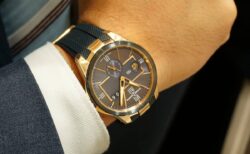 【ユリスナルダン】スタッフ着用モデル ブラストデュアルタイムのレビューしてみた。242-20-3/43