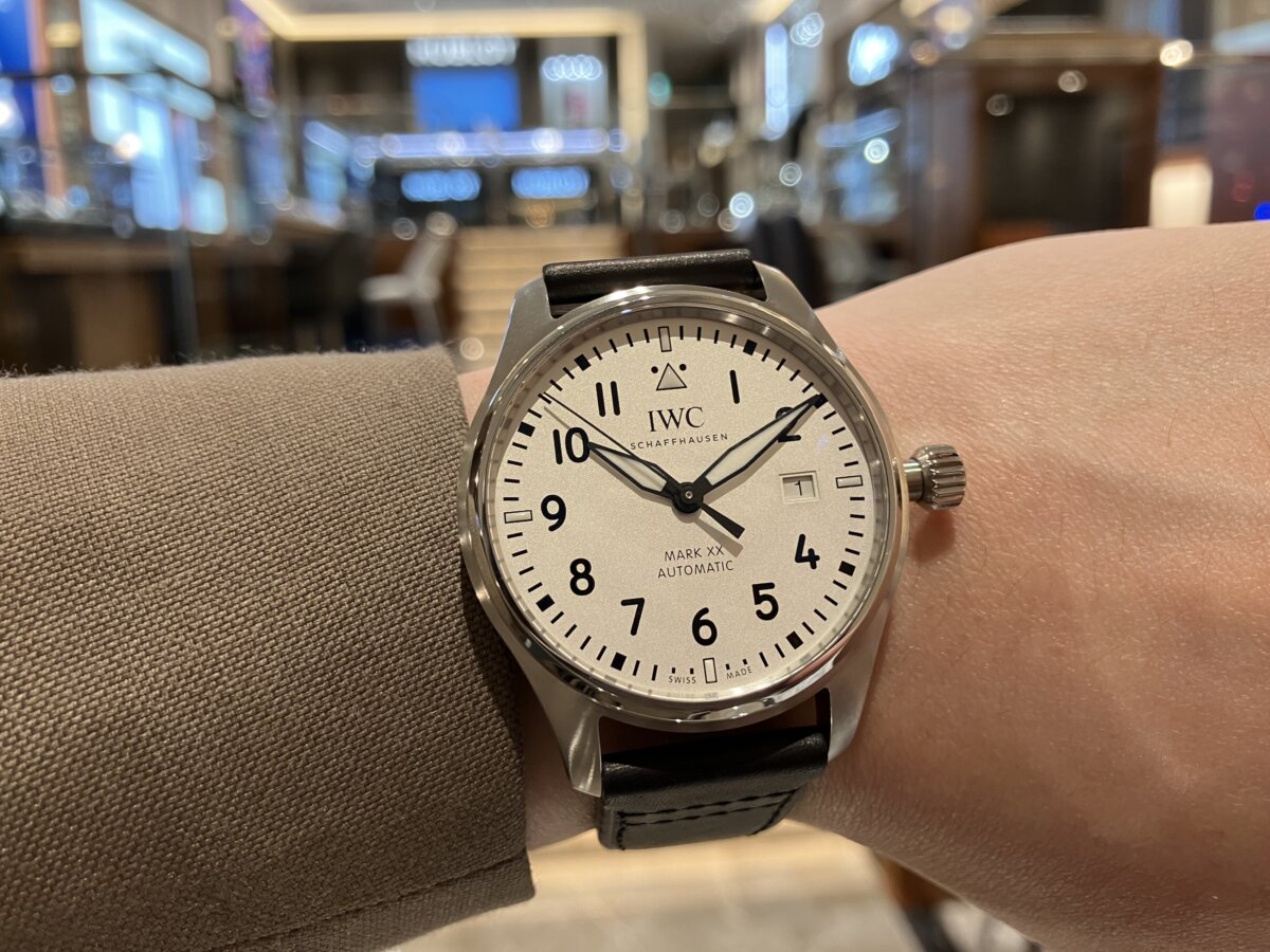 しろマーク 腕時計 IWC】マーク20（マークⅩⅩ）が登場し、マーク18（マークⅩⅧ）の
