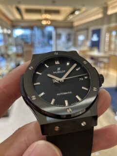 ウブロのここが凄い “外装革命” クラシック・フュージョン (セラミック編）