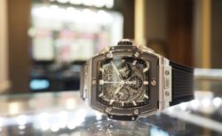 ～名機礼賛「エル・プリメロ」搭載したこちらのモデル～ウブロ スピリット オブ ビッグ・バン チタニウム セラミック