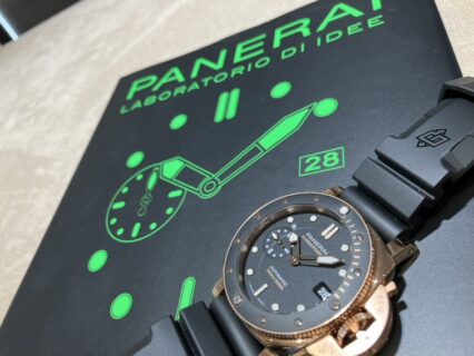 【パネライ】大人の色気と実用性の融合！最高級ダイバーズウォッチ！PAM02164 サブマーシブル ゴールドテック™の魅力について
