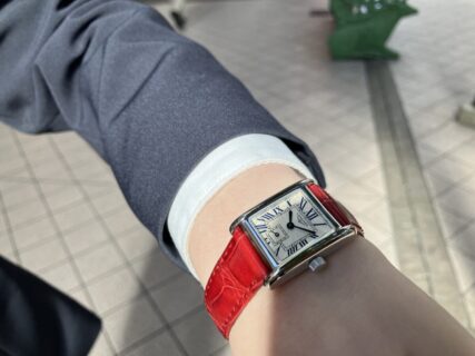 世の男性達よ!ホワイトデーのお返しは決まったかい?迷ったらこれ。ロンジン 「ドルチェヴィータ ミニ」