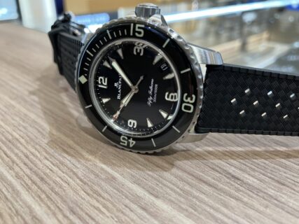 ダイバーズウォッチの始祖？数多くの逸話と歴史に裏打ちされた、たしかな「名作」ブランパン フィフティ ファゾムス オートマティック