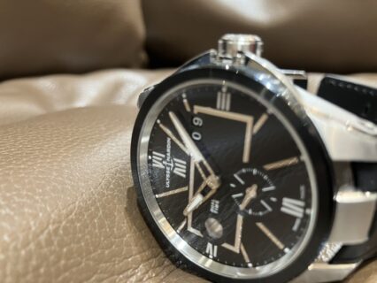 【ユリス・ナルダン】他に類を見ないほどの実用性と洗練の極致！ ブラストデュアルタイム243-20/42の魅力について