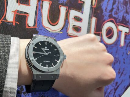 【HUBLOT】本日からHUBLOTフェア開催中！日本限定！！クラシック・フュージョンチタニウム　ブラックシャイニー