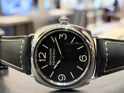 【第8回】新人スタッフによるおすすめの時計『PANERAI ラジオミール オフィチーネ』進化と継承、手巻きラジオミール。