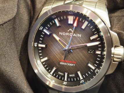 独立ブランド「NORQAIN」はやっぱり凄い。ノルケイン「インディペンデンス 40MM ブラウン グラディエント」