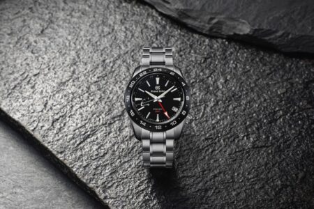 【第21回】新人スタッフが本気で選んだ時計『Grand Seiko SBGE253』GMT搭載ジルコニア・セラミックス採用モデル