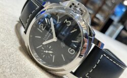 【パネライ】これぞ原点!シンプルを極めた究極の1本!PAM01084 ルミノール ロゴの魅力について