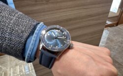 雨の日、時計をつけて美術館に行く。-ブランパンフィフティファゾムスバチスカーフ43mm 編-