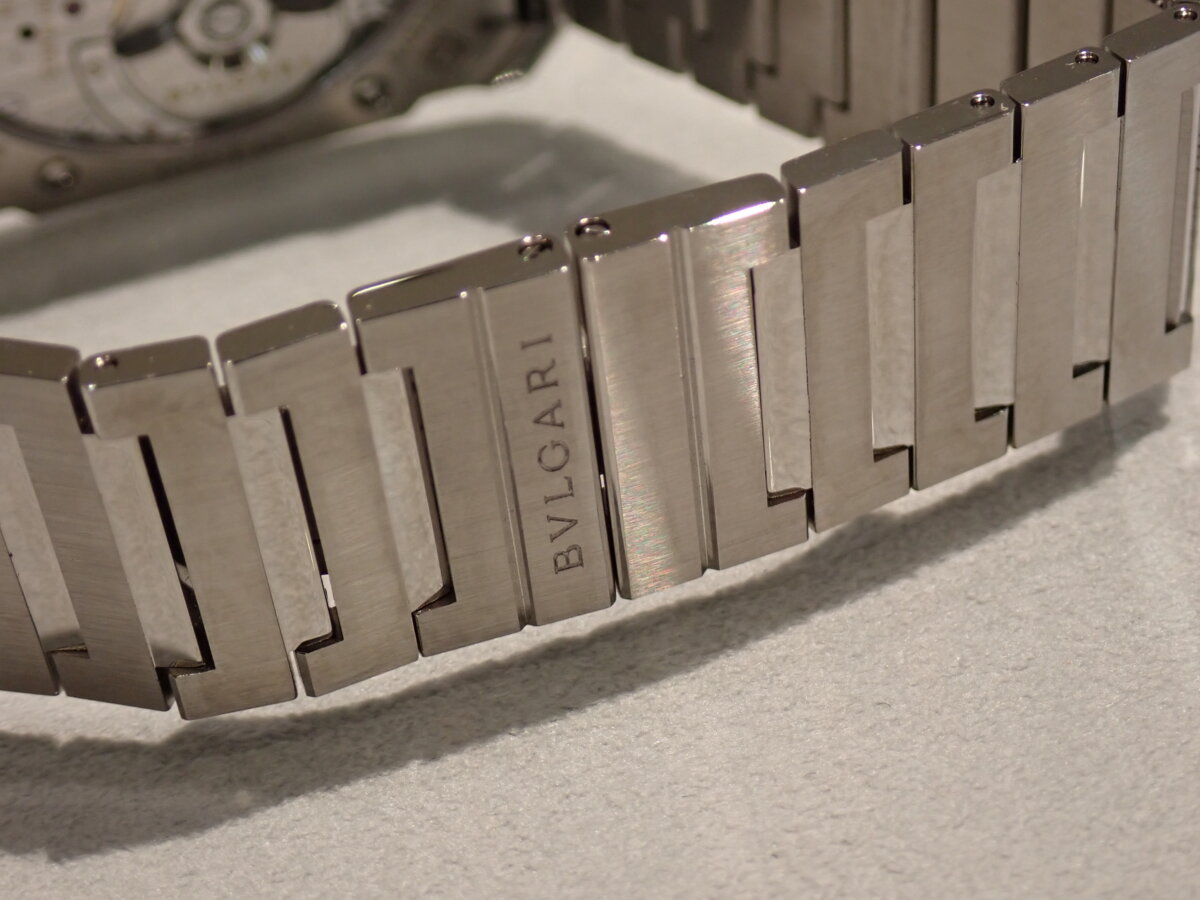 【ブルガリ】『オクト ローマ』、『オクト フィニッシモ』って何が違うの? - BVLGARI