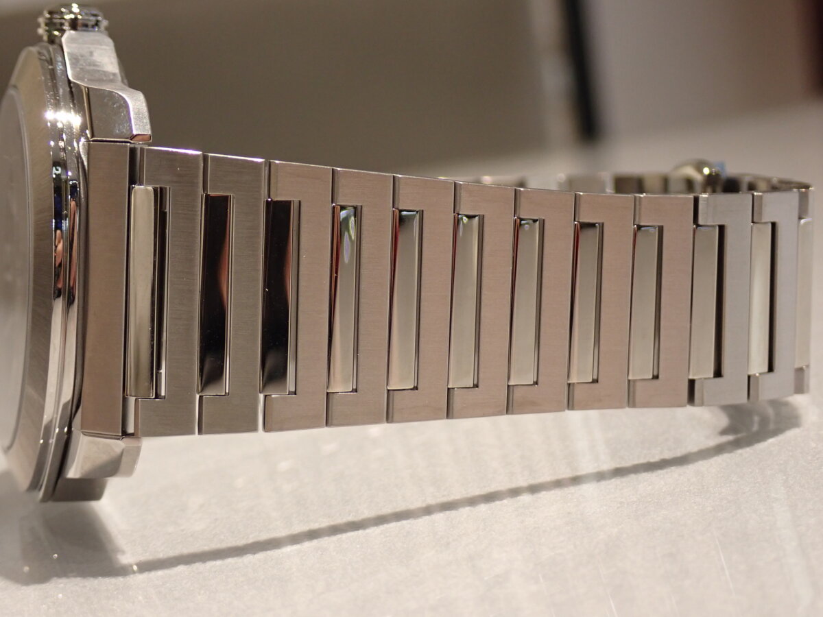 【ブルガリ】『オクト ローマ』、『オクト フィニッシモ』って何が違うの? - BVLGARI