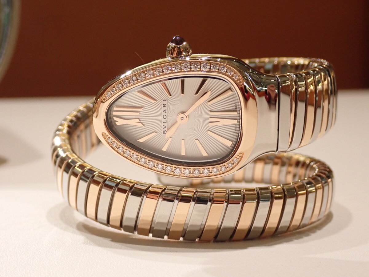 【ブルガリ】バックルが存在しない時計?今年にピッタリなモデルをご紹介!🐍 - BVLGARI